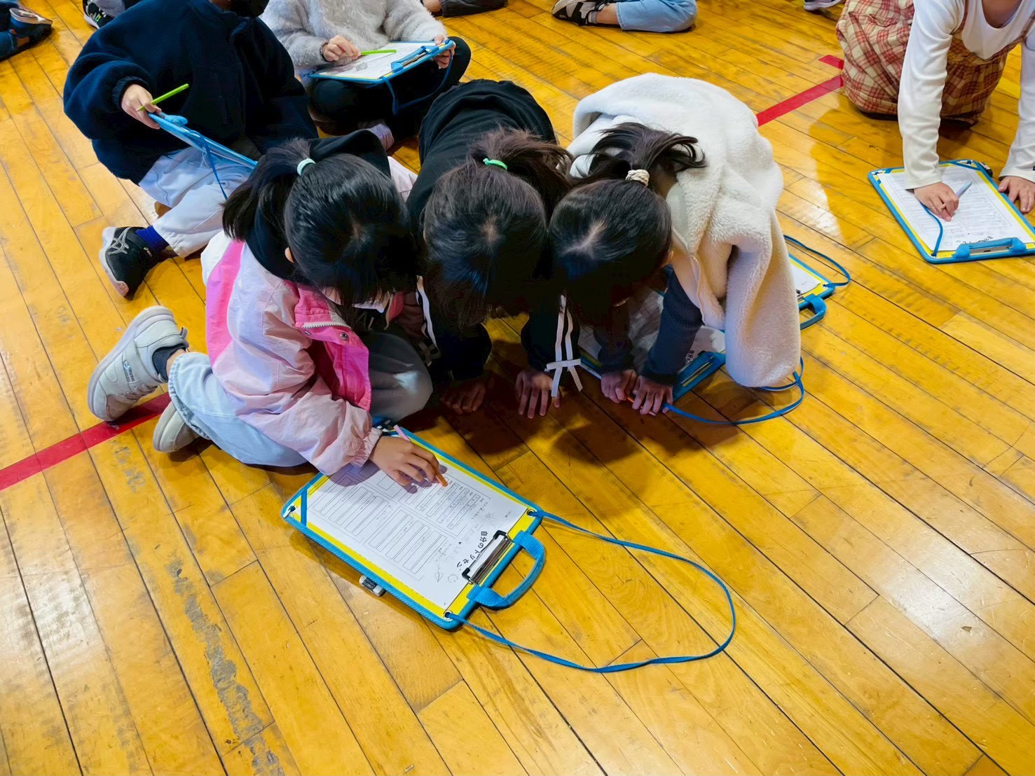 大阪府枚方市の小学校で性教育講演会を行いました